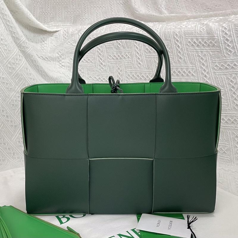 Bottega Veneta Handbags 609175 Plain Rain Tree Green and Grass Green